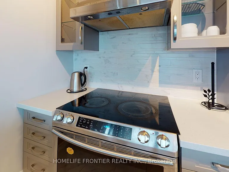 81 Navy Wharf Ct #1606 — Photo 6