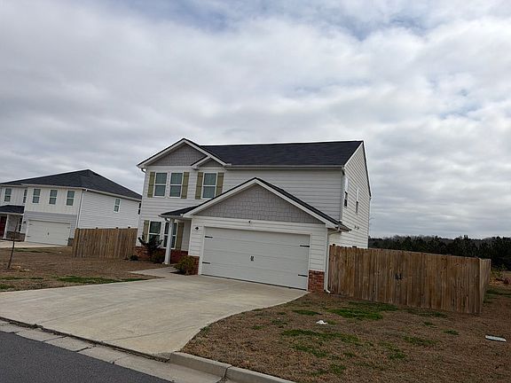 2nd image of 39 Oxford Ln