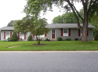 2331 Hancock Dr, Lancaster, PA 17601