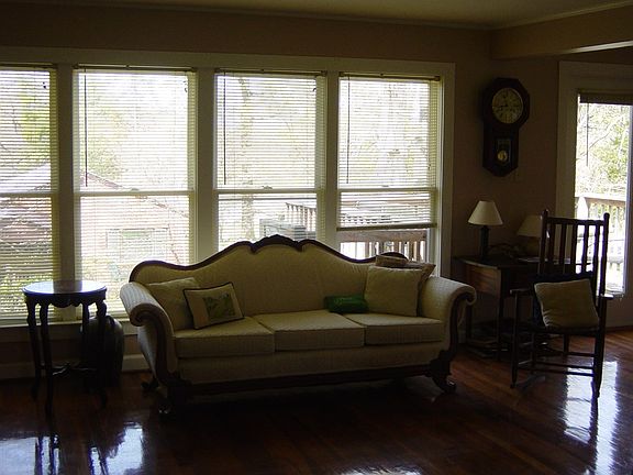 2nd image of 335 Forest Hill Dr