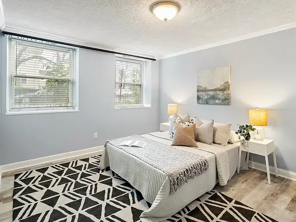 34B Winchester St, Brookline, MA 02446