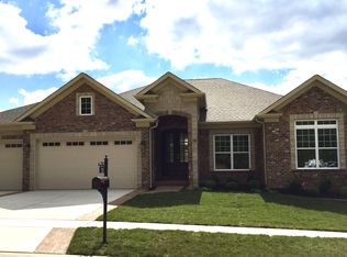 338 Harbor Bluff Dr, Fenton, MO