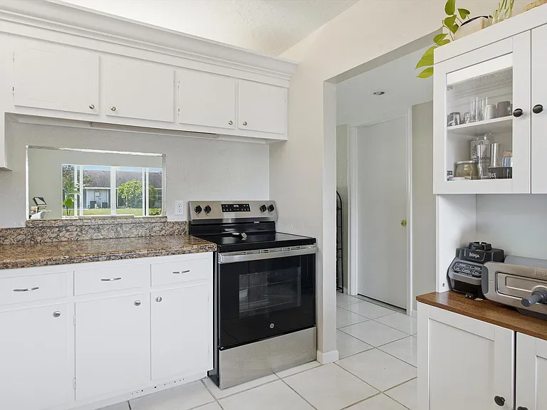 2800 Fiore Way #103 — Photo 14