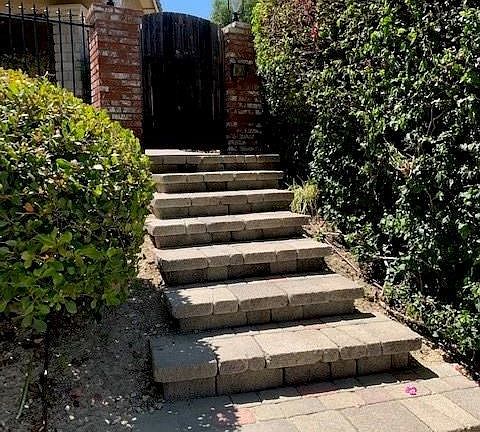 3rd image of 7711 Woodhall Ave