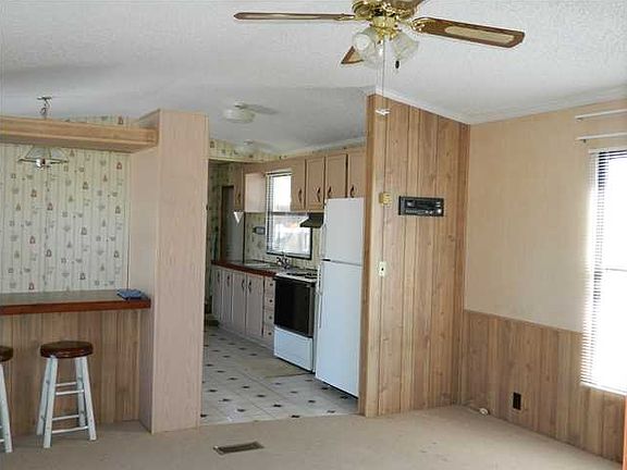 2nd image of 2451 S Highway 341
