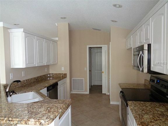 2nd image of 265 Fareham Dr