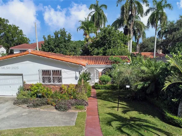 2711 Red Rd, Miami, FL 33155