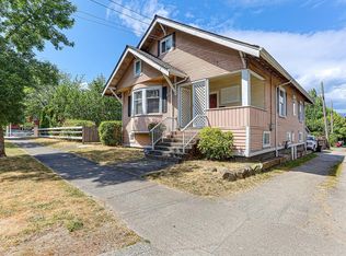 1925 Adanac St, Vancouver, BC V5L2E5