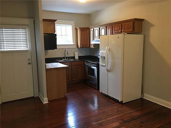3rd image of 2736 Palmer Ave #2736