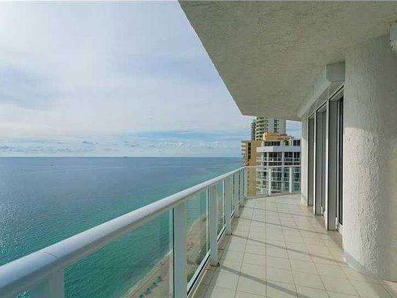 2nd image of 16445 Collins Ave #Os11b