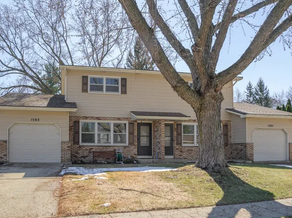 1583-1585 Sheffield Dr, Elgin, IL 60123