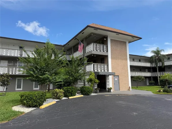5200 Washington St APT 207, Hollywood, FL 33021