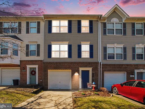 2nd image of 46 Morton Rdg