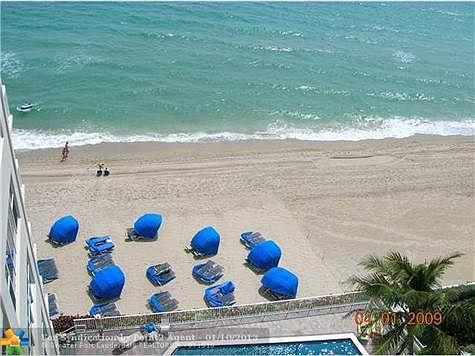 3rd image of 3700 Galt Ocean Dr APT 907