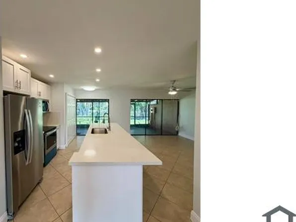 1517 Fairway Rd, Hollywood, FL 33026
