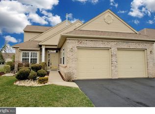 102 Avignon Rd, Monroe Township, NJ 08831