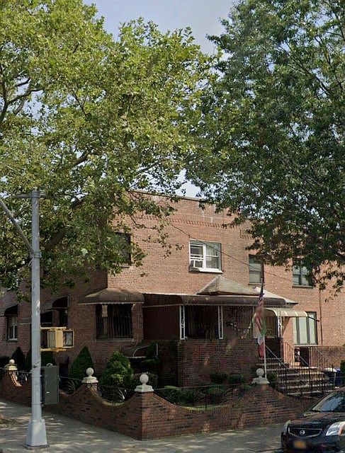 1st image of 8841 16th Ave