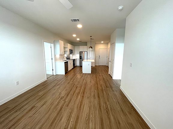 4th image of 19365 Wilke Ln #510