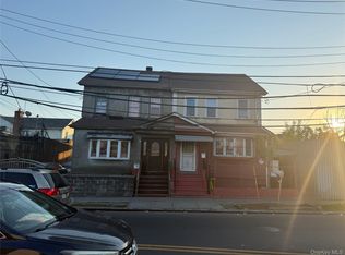 9416 170th St, Jamaica, NY 11433
