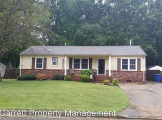257 Sanlin Dr, Newport News, VA 23602