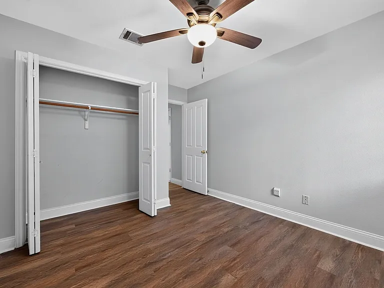 3822 Newland Dr — Photo 14