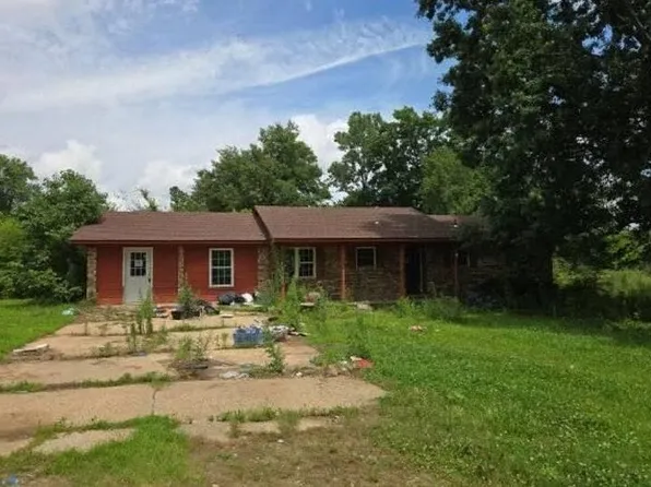 601 Southerland Rd, Gans, OK 74936