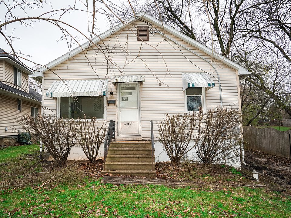 1st image of 627 Manhattan Rd