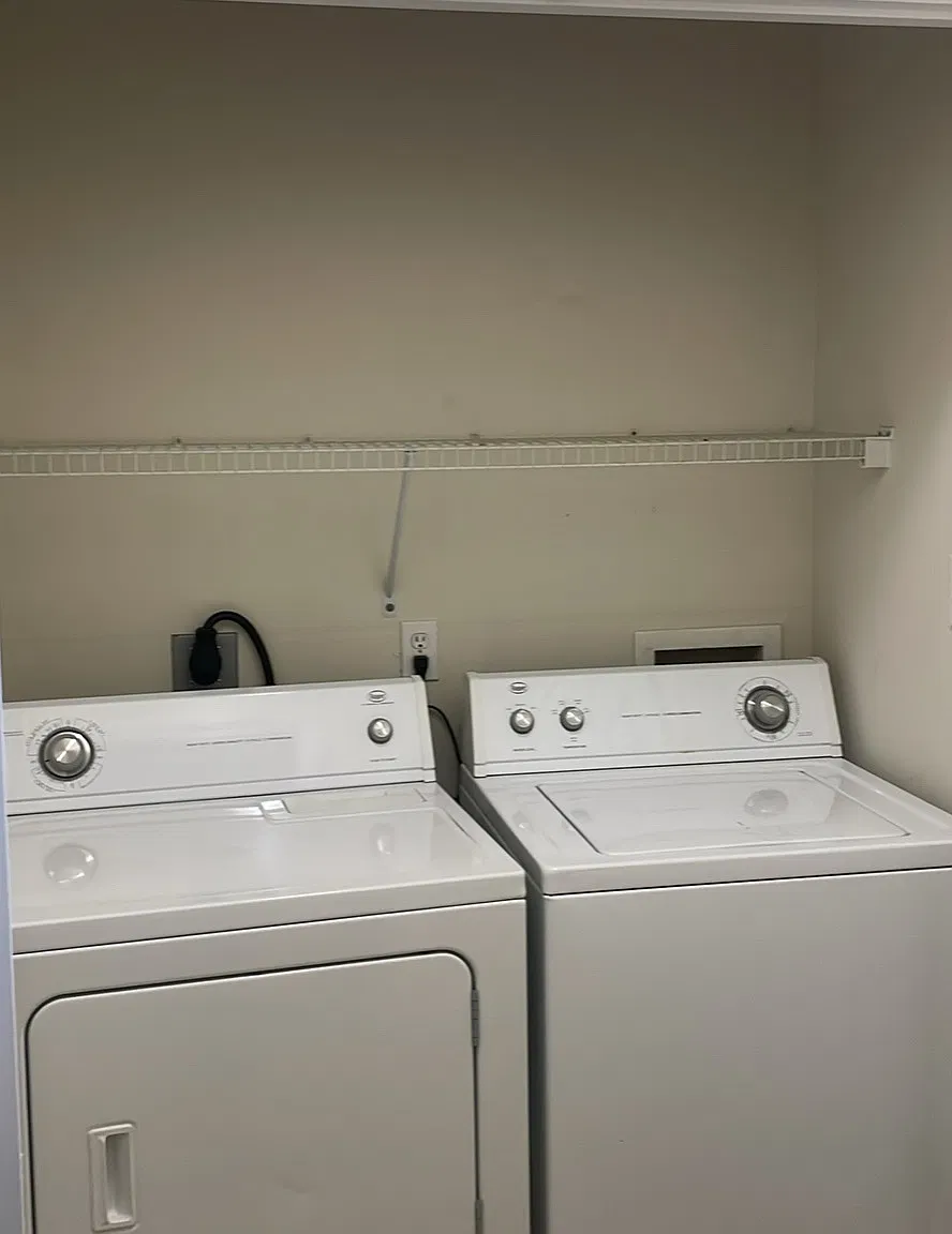 2 bed, 1050 sqft, $1,650 — Photo 4
