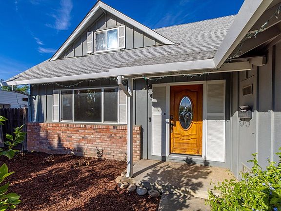 4th image of 103 Alpine Place