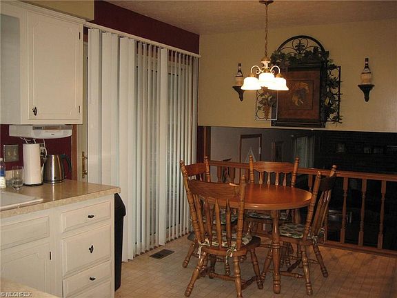 4th image of 4688 Carsten Ln