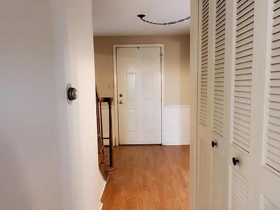 4th image of 6105 Monarch Dr