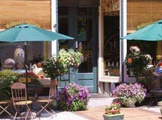 167 S Main St, Versailles, KY 40383