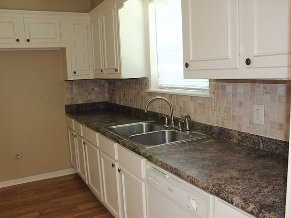 Kitchen Right Side