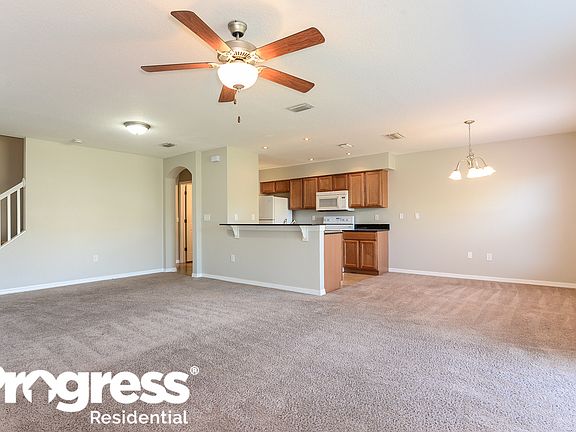 3rd image of 17411 Garden Heath Ct