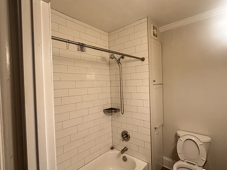 30 W All Saints St #2 — Photo 6
