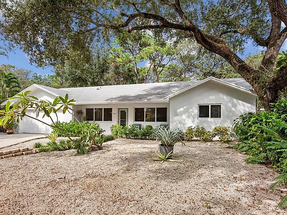 2nd image of 1865 SW 24th Avenue