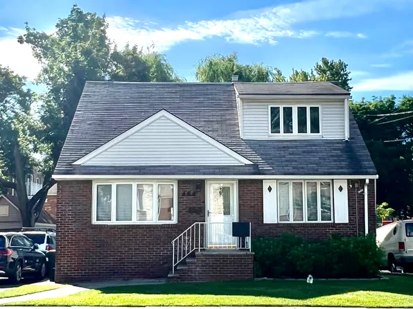 484 Shaler Blvd Floor 2, Ridgefield, NJ 07657