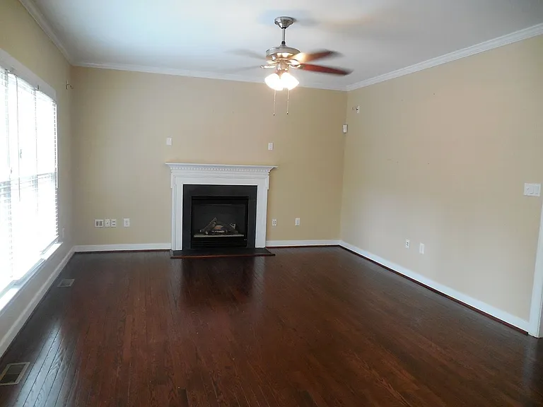 5013 Harvest Glen Ct — Photo 5
