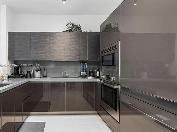 3rd image of 1080 Brickell Ave #1414