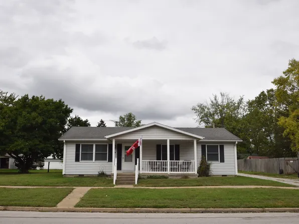 320 E Main St, Ladoga, IN 47954