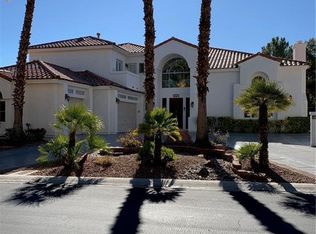 8645 Robinson Ridge Dr, Las Vegas, NV 89117
