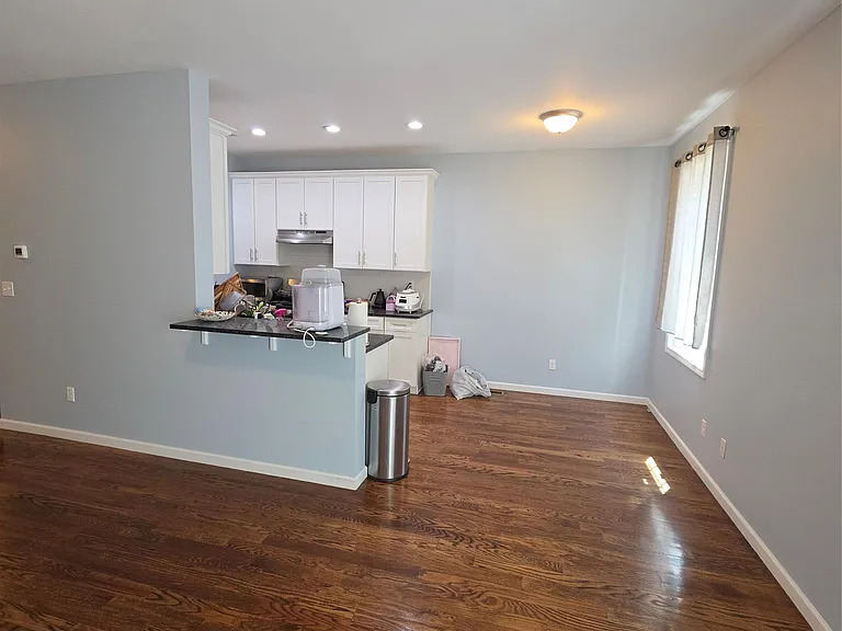 31 Pinto Rd W — Photo 9