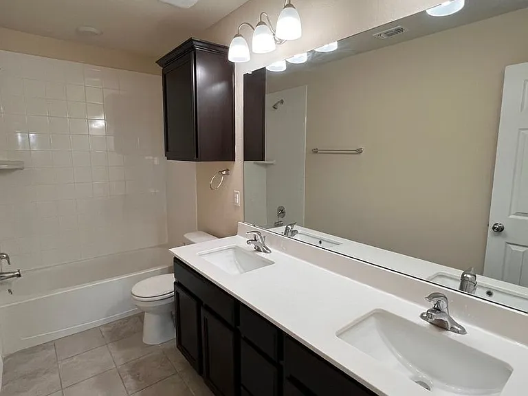 2520 Dante Ct — Photo 23