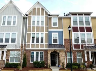 560 Balsam Fir Dr, Cary, NC 27519