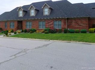 3105 Country Club Ln, Jeffersonville, IN 47130