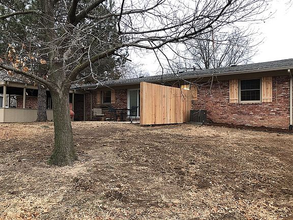 2nd image of 2532 E 43rd Ave