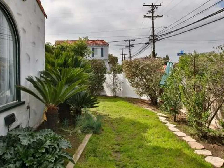 274 G St — Photo 4
