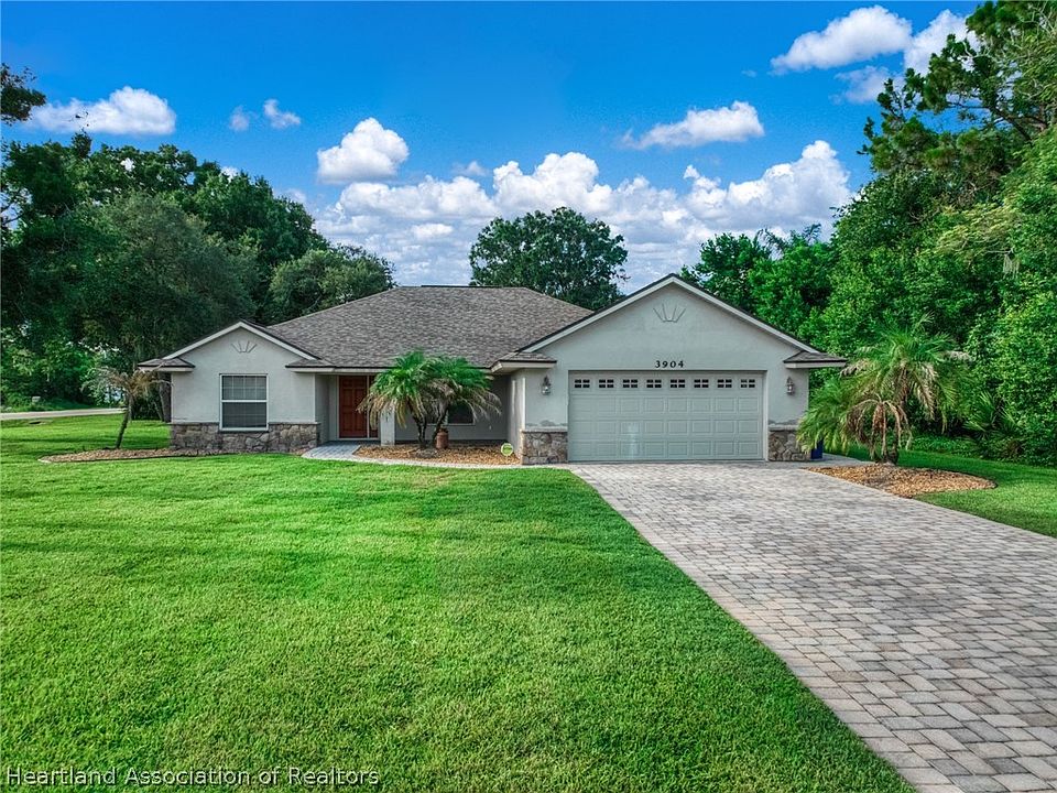 1st image of 3904 Golfview Rd