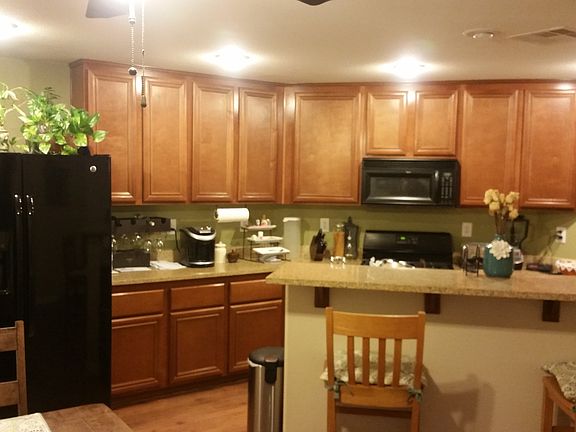 3rd image of 4760 W Shelbourne Ave