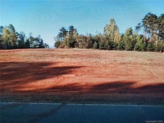 5th image of 104 Arrowood Ln